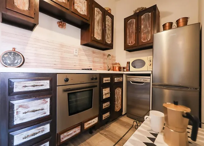 Rita شقة زادار