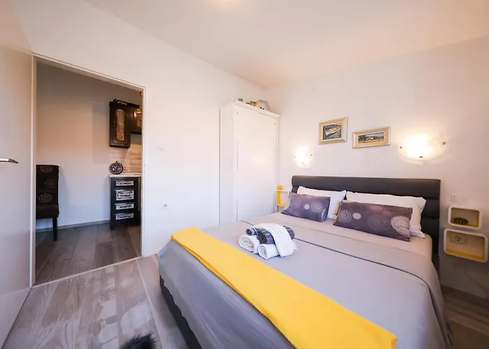 شقة Rita زادار