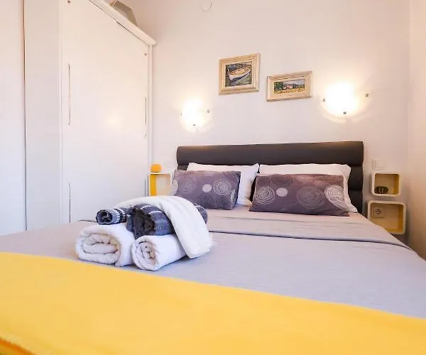 公寓 Rita 扎达尔